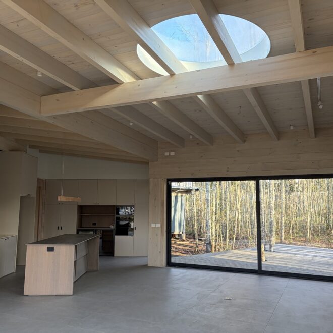 02_HERO_Interior_Lucarna_Vigas